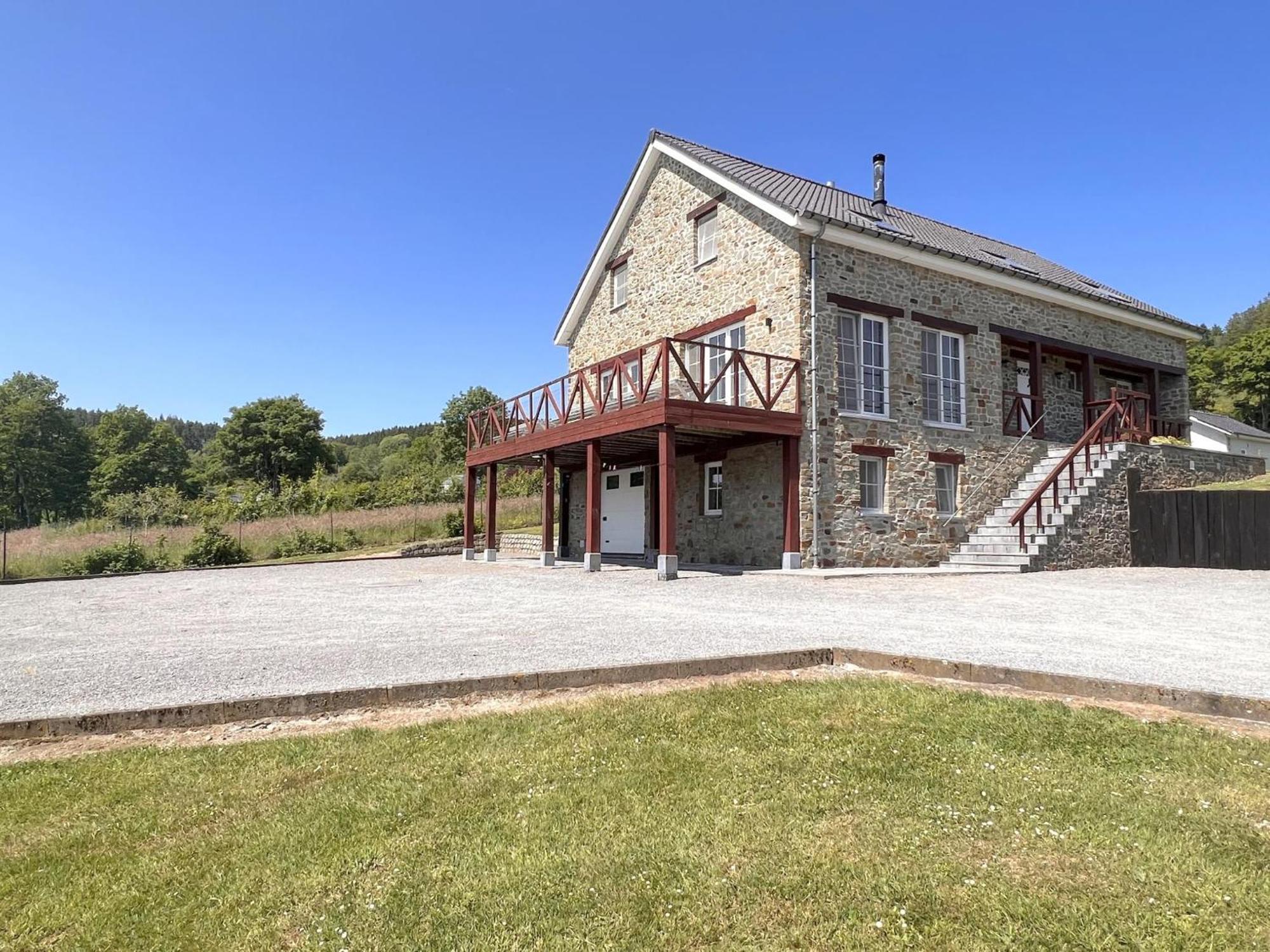 Sur Les Thiers Villa Lierneux Bagian luar foto